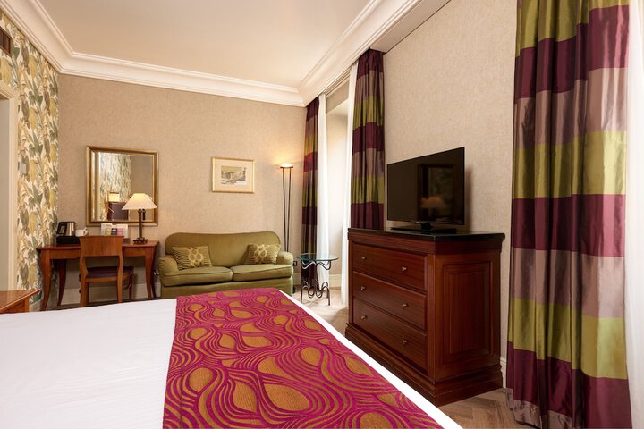 Room 31 of 72