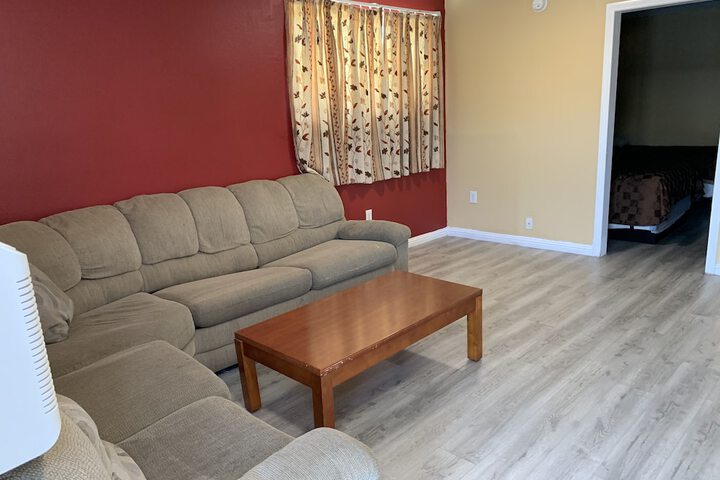 Room 7 of 20