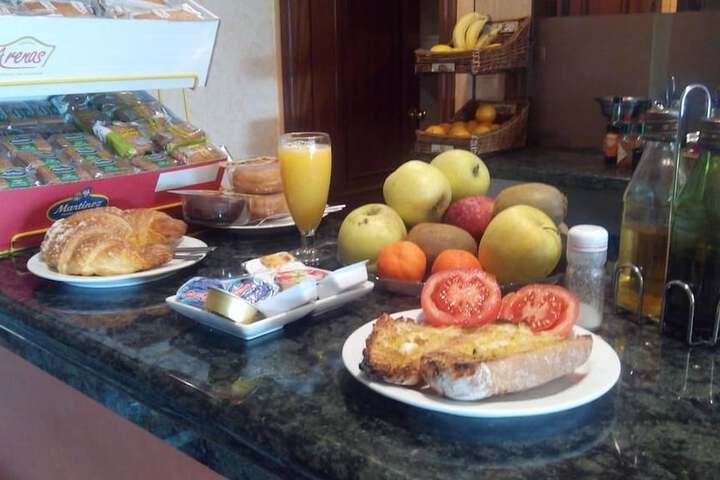 Breakfast/Coffee Service 15 of 37