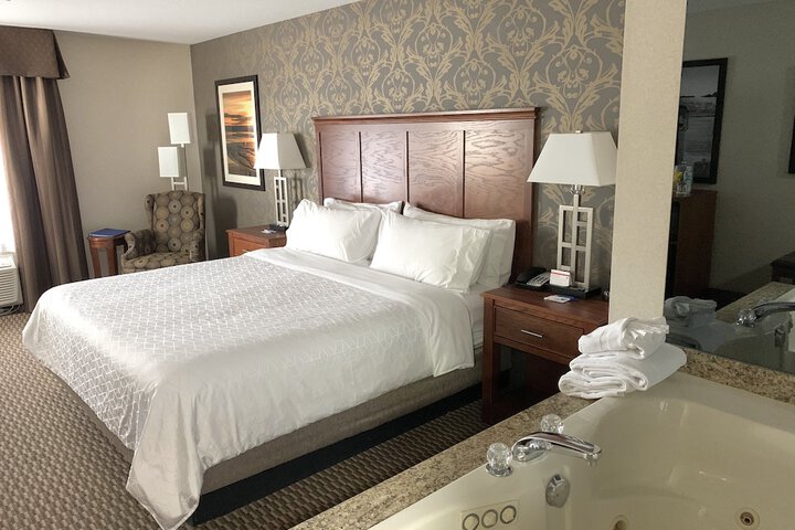 Leisure King Bed (8 of 10)