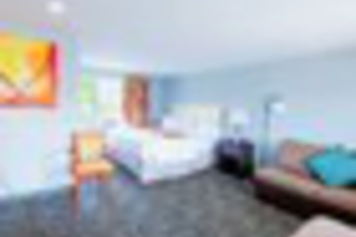 Room 116 of 207