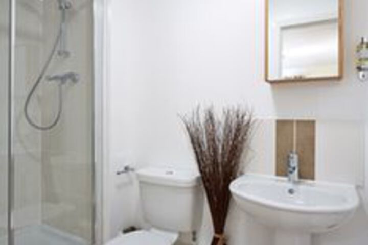 Room 4 of 22