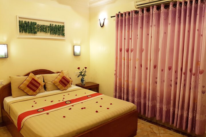 Room 14 of 53