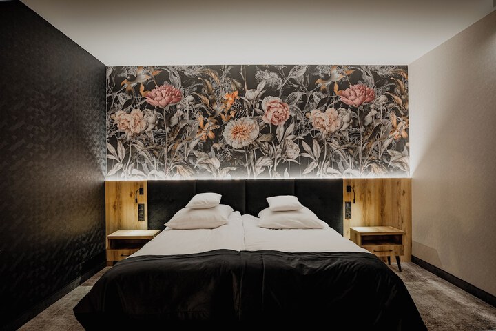 Room 26 of 75
