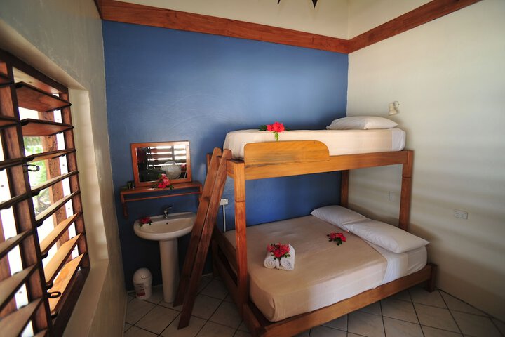 Room 11 of 74