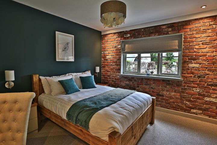 Room 6 of 50