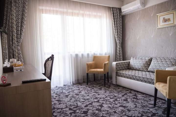 Room 7 of 41
