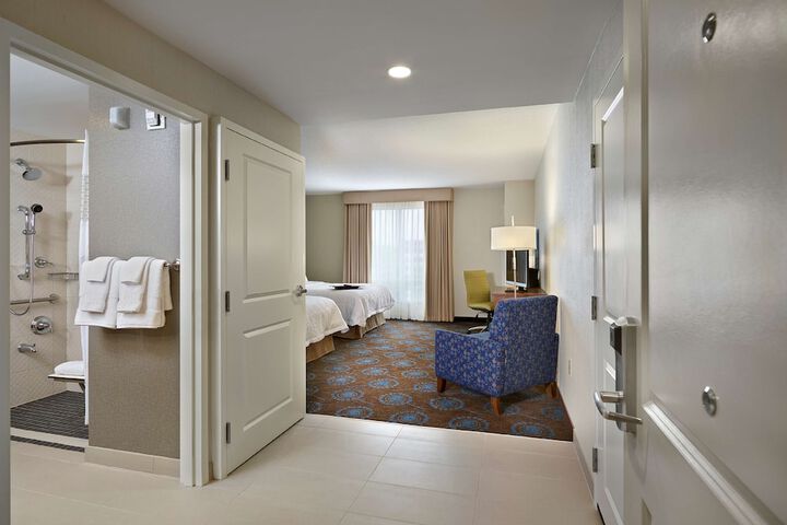 Room 10 of 36
