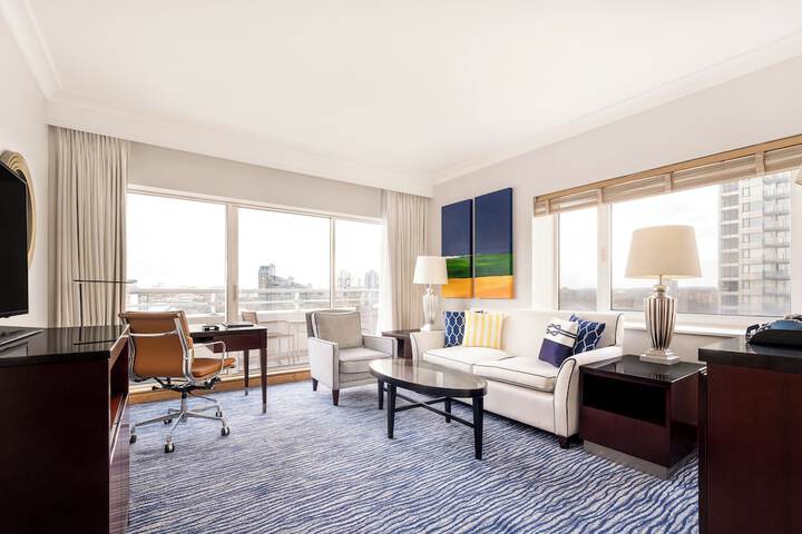 Room 52 of 441