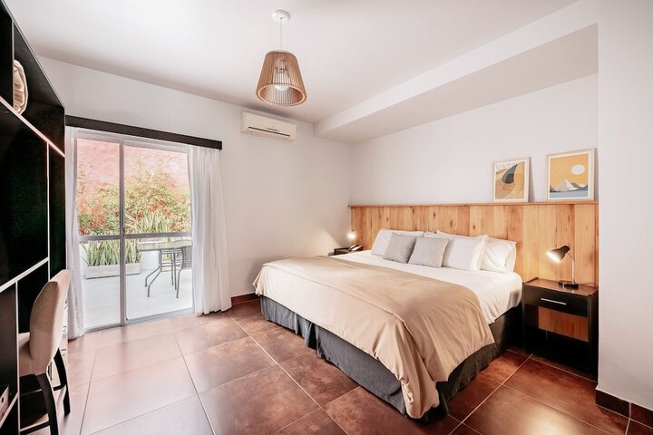 Room 6 of 57
