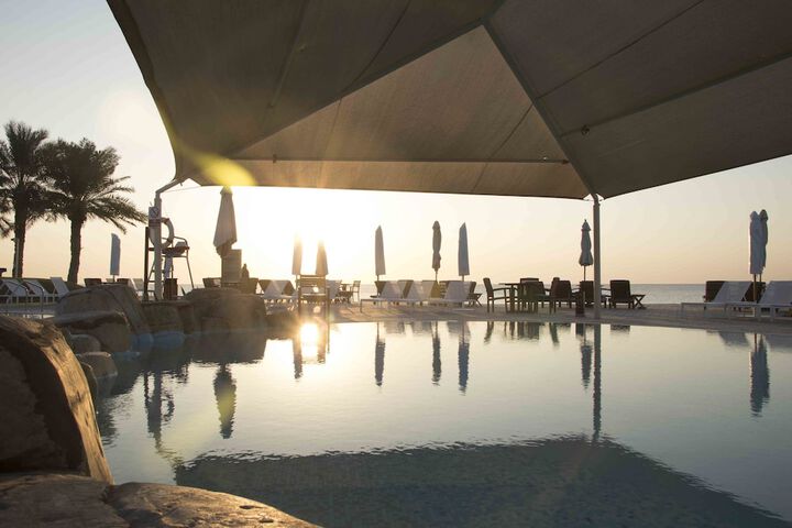 Hotel with Pool