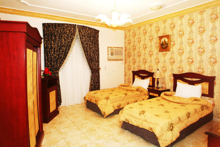 Room 2 of 13