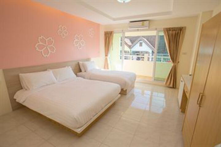 Room 21 of 34