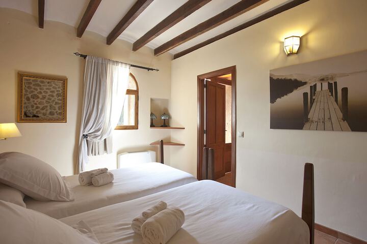Children's theme room