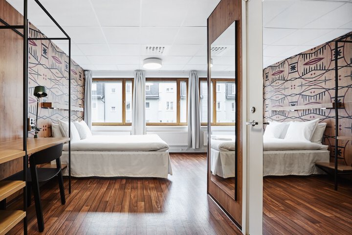 Room 19 of 65