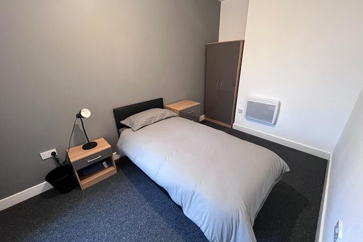Room 53 of 93