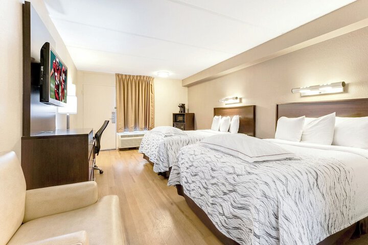 Deluxe 2 Double Beds (3 of 8)