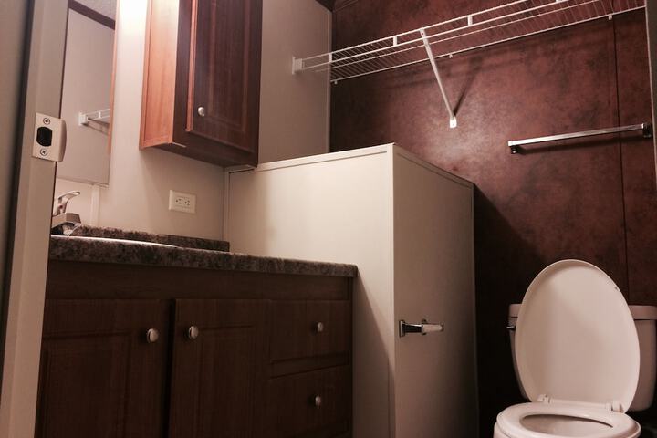 Room 8 of 12