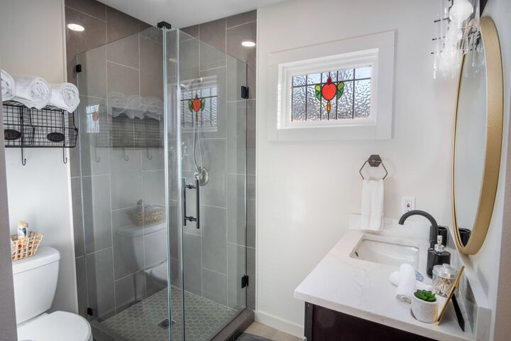 Exterior of Dazzling 3 Br / 2 BA Home Near Downtown Tower Americas