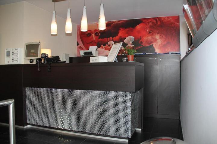 Photo 9