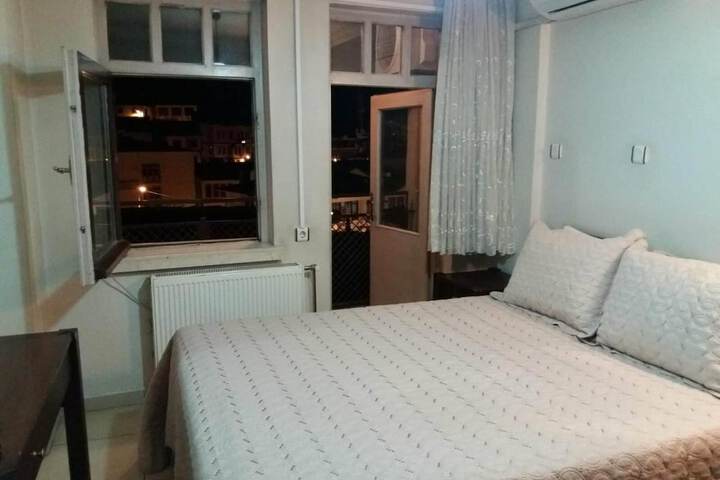 Room 34 of 61