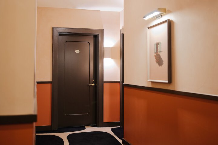 Ballroom/Hall 65 of 72