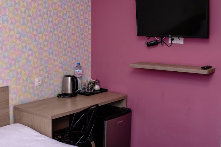 Room 37 of 43