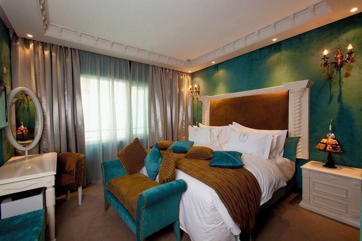 Room 20 of 97