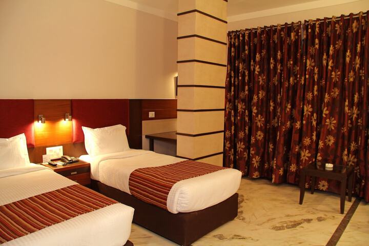Room 17 of 83