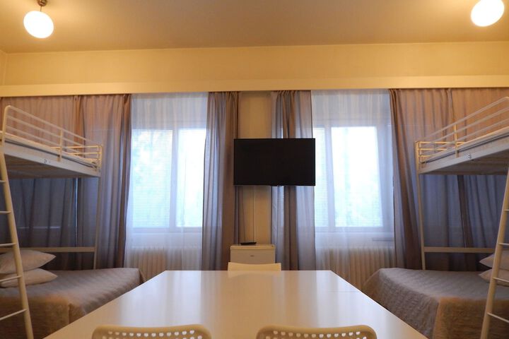 Room 44 of 86