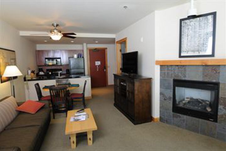 Room 13 of 26