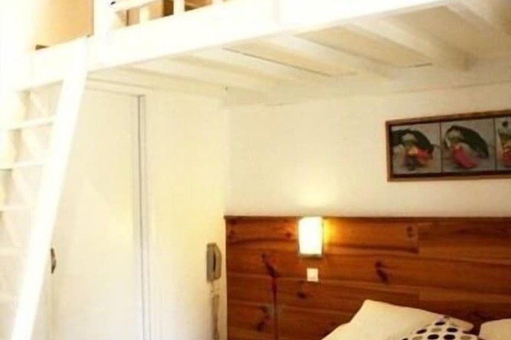 Room 17 of 55