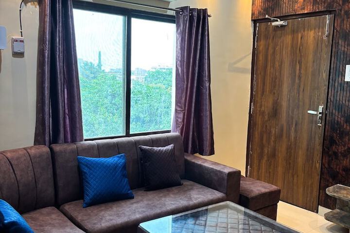 Room 16 of 29
