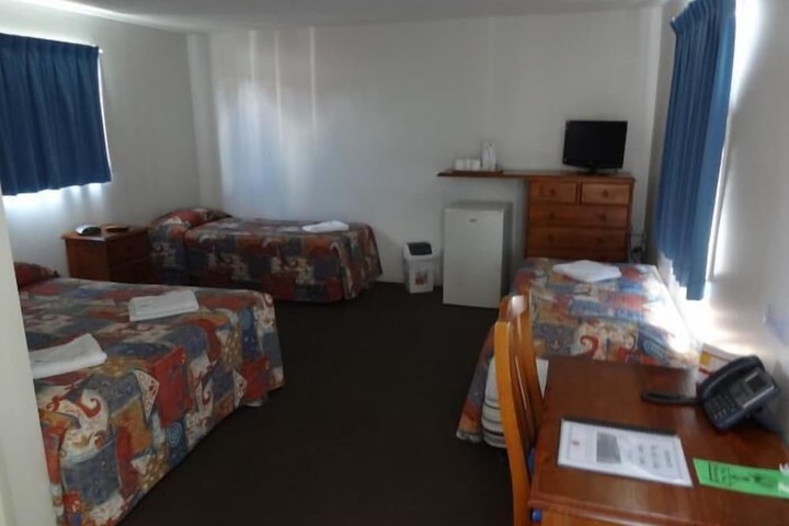 Room 3 of 15