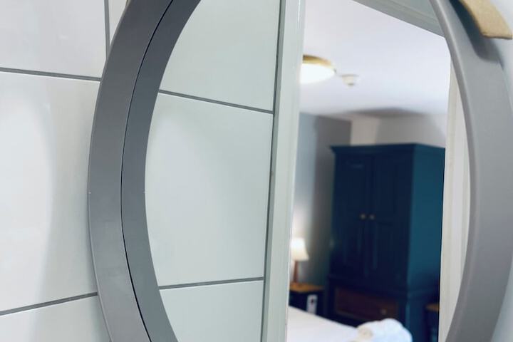 Room 44 of 79