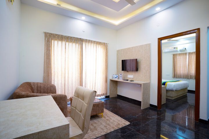 Room 10 of 25