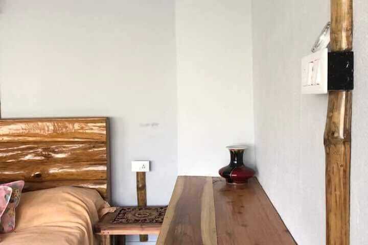 Room 5 of 21