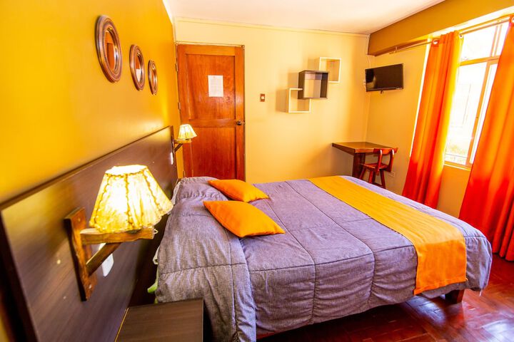 Room 2 of 47