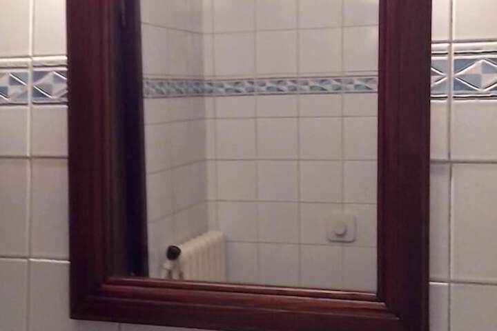 Room 18 of 26