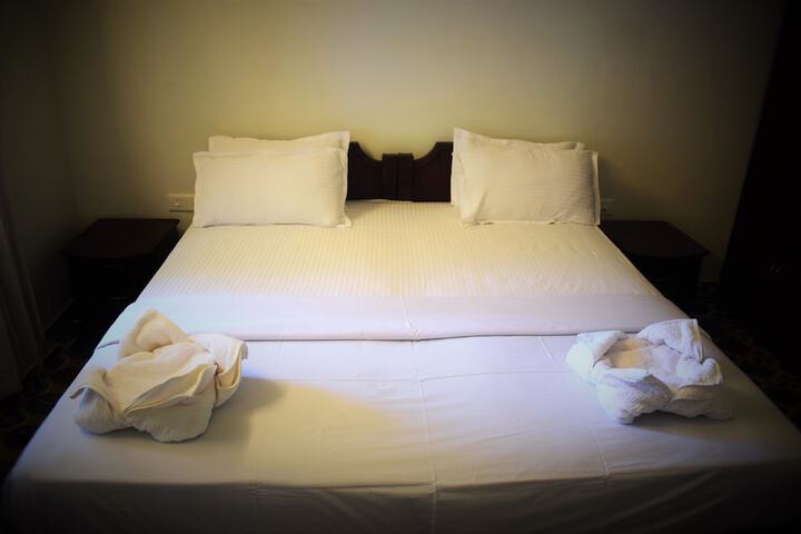 Room 3 of 47