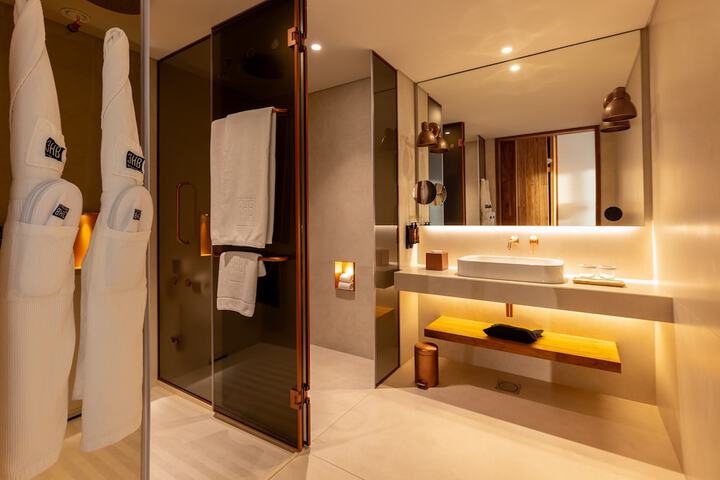 Room 40 of 56