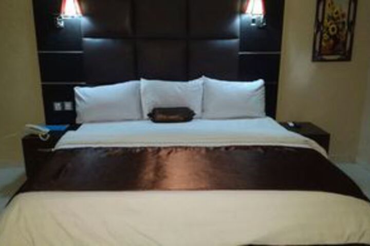 Room 19 of 41