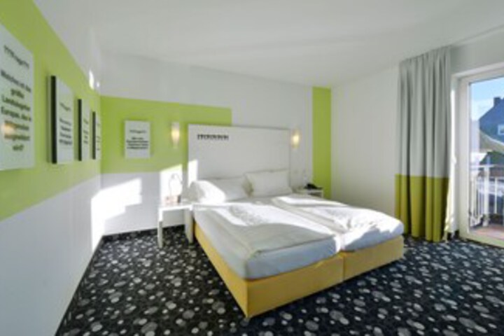 Room 65 of 71