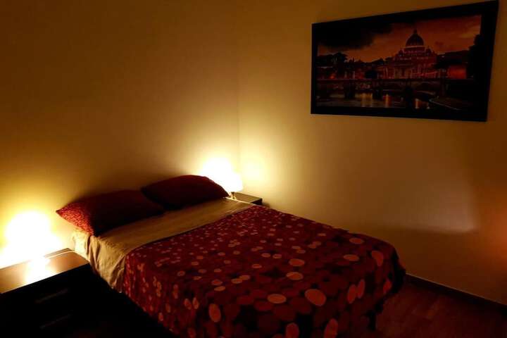 Room 7 of 49