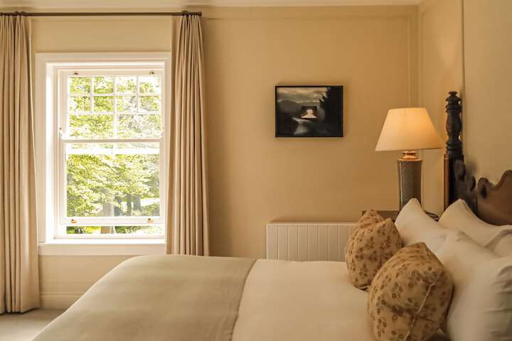 Room 30 of 103
