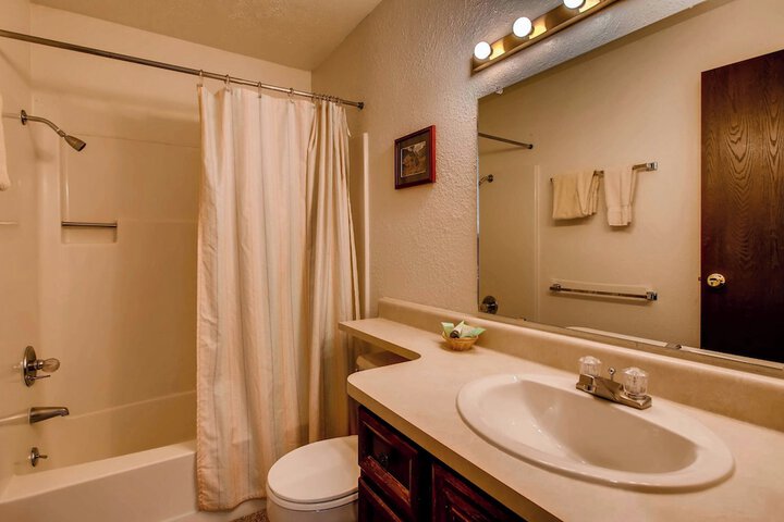 Room 184 of 229