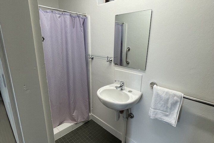 Room 6 of 6