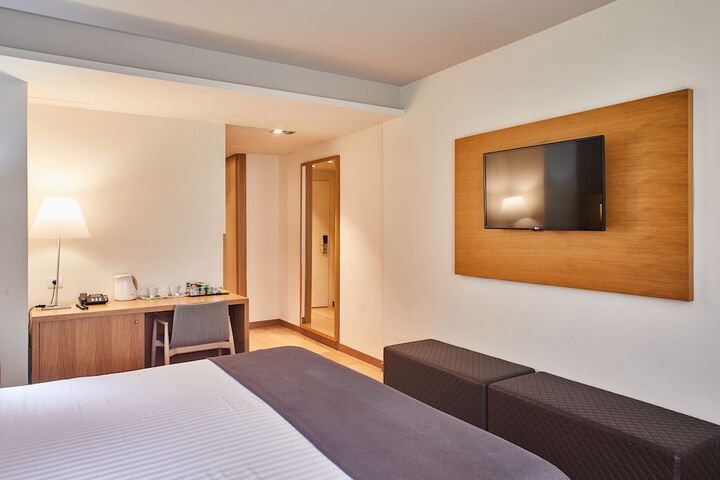 Room 26 of 78