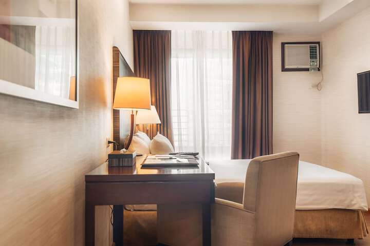 Room 12 of 58