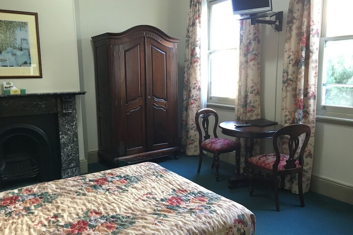 Room 7 of 56